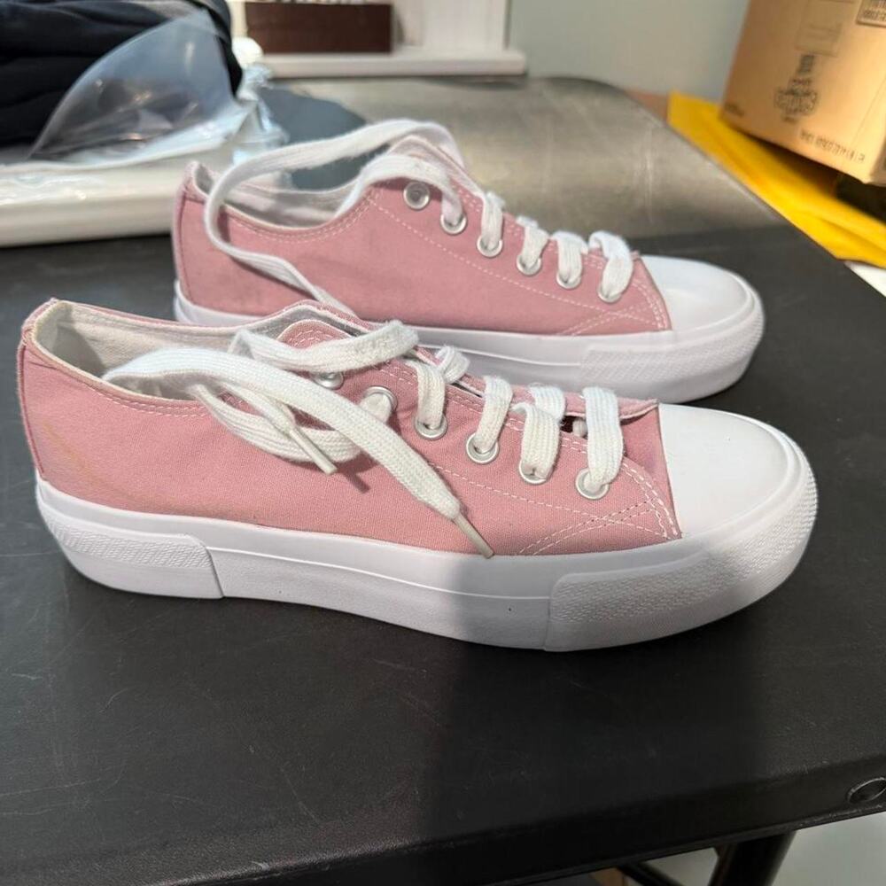 Pink platform sneakers with white